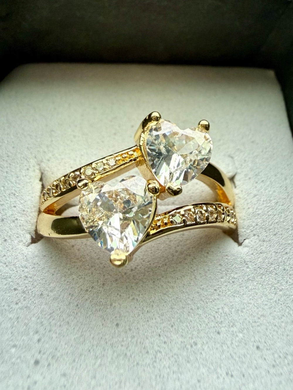 NEW! 18k Gold Plated Double Heart CZ Ring - Sparkling Clear Hearts size 7